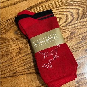 Cotton Ginny Christmas (3 pairs) socks. NWT